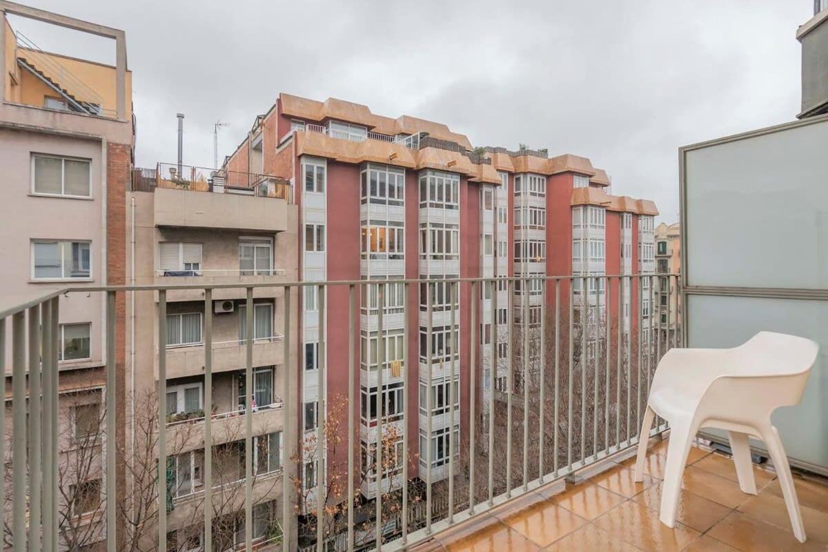 2 Bedroom Duplex Apartment With Balcony 4-3 Barcelona Zewnętrze zdjęcie