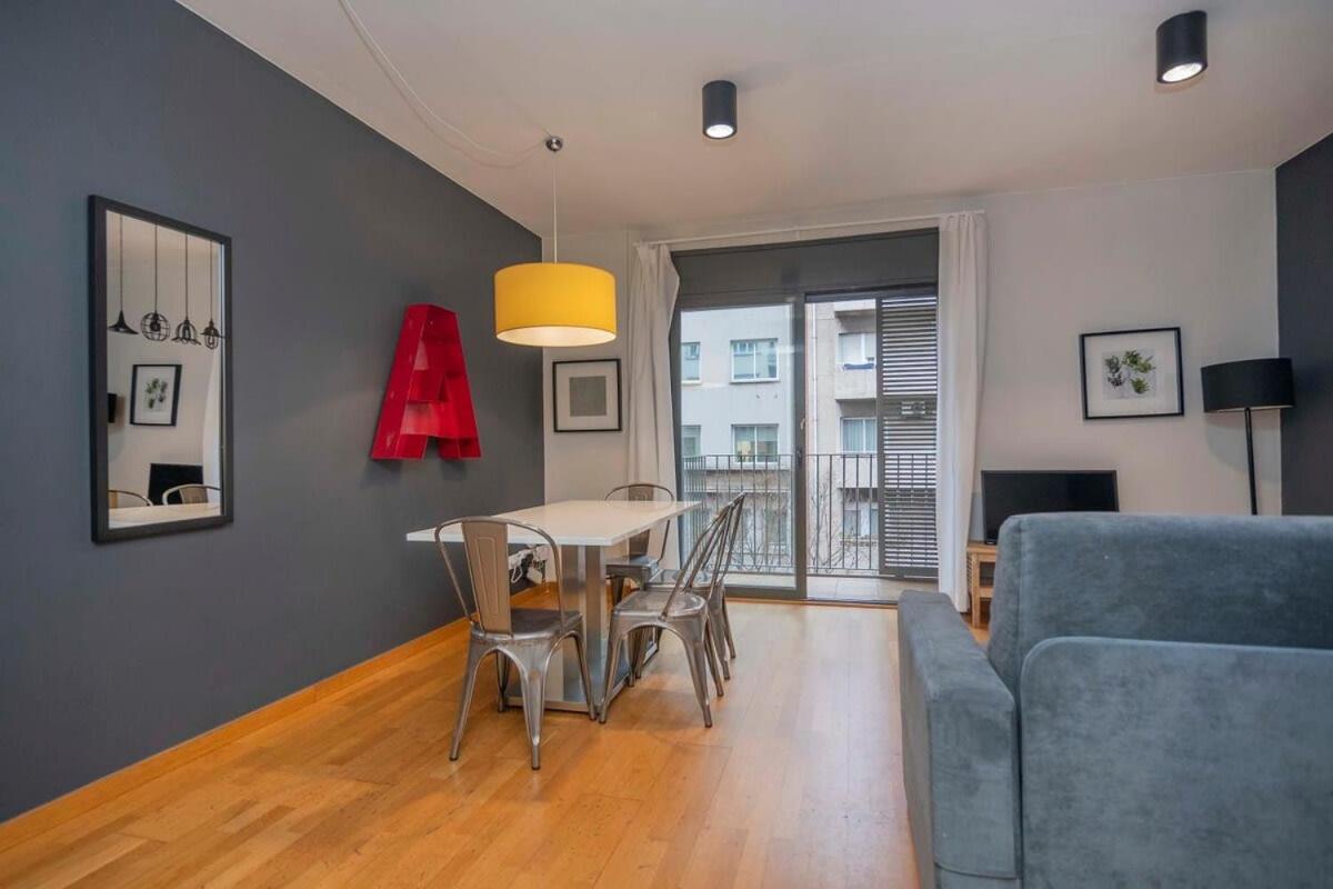 2 Bedroom Duplex Apartment With Balcony 4-3 Barcelona Zewnętrze zdjęcie