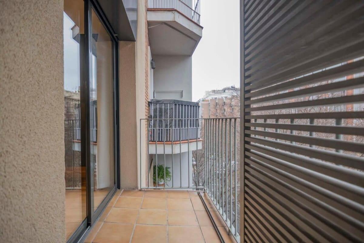 2 Bedroom Duplex Apartment With Balcony 4-3 Barcelona Zewnętrze zdjęcie